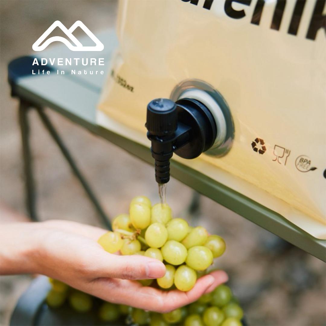 گالن آب تاشو شیردار 10 لیتری نیچرهایک